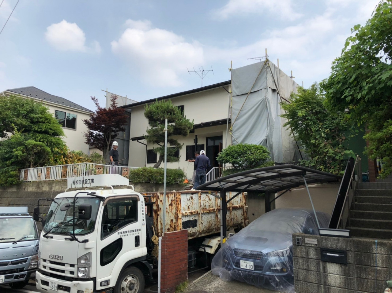 町田市の解体工事現場で解体養生足場仮設工事を行いました。