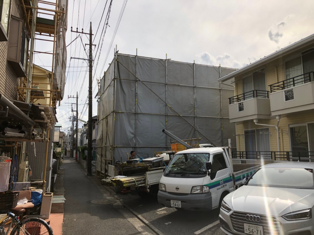 大田区の解体工事現場で解体養生足場仮設工事を行いました。